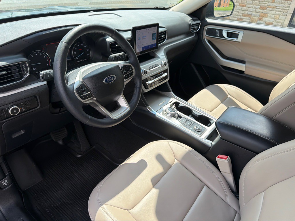 2023 Ford Explorer Image 11