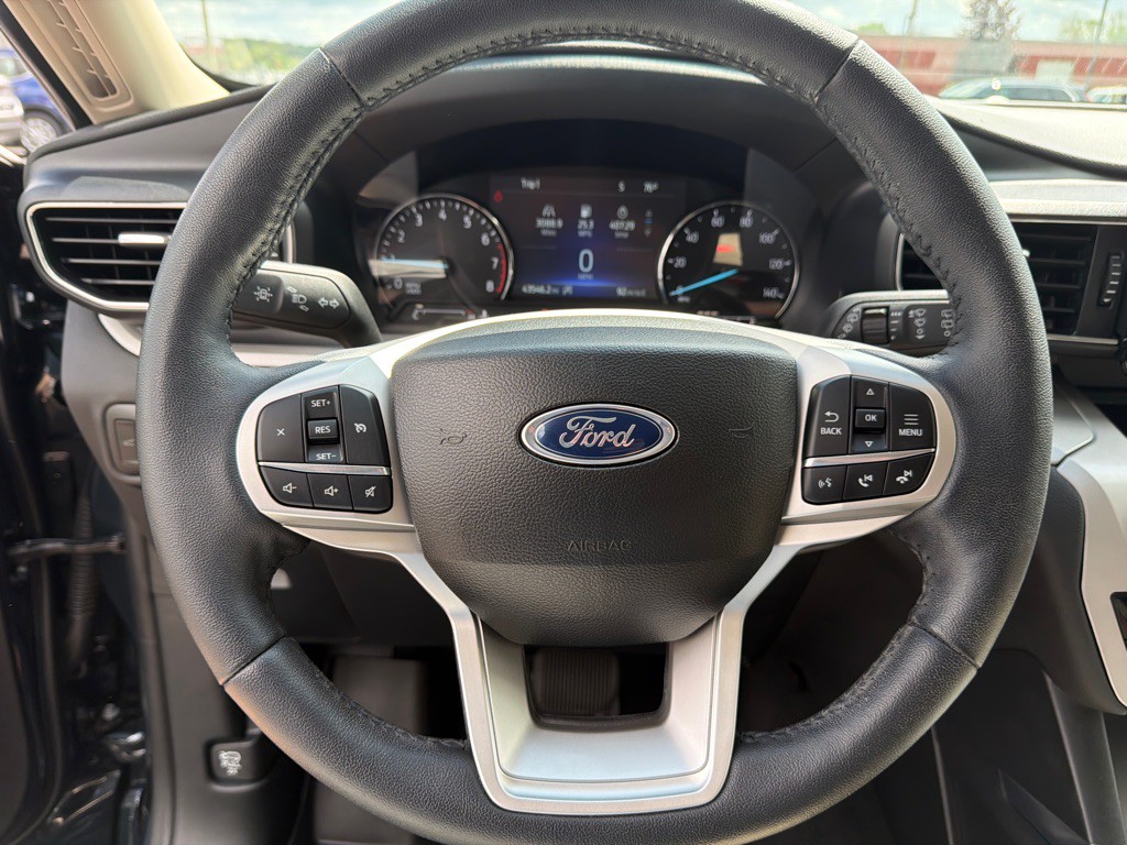 2023 Ford Explorer Image 13