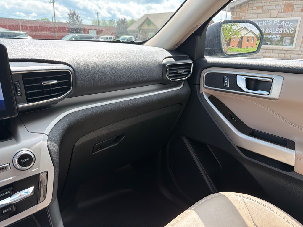 2023 Ford Explorer Image 23