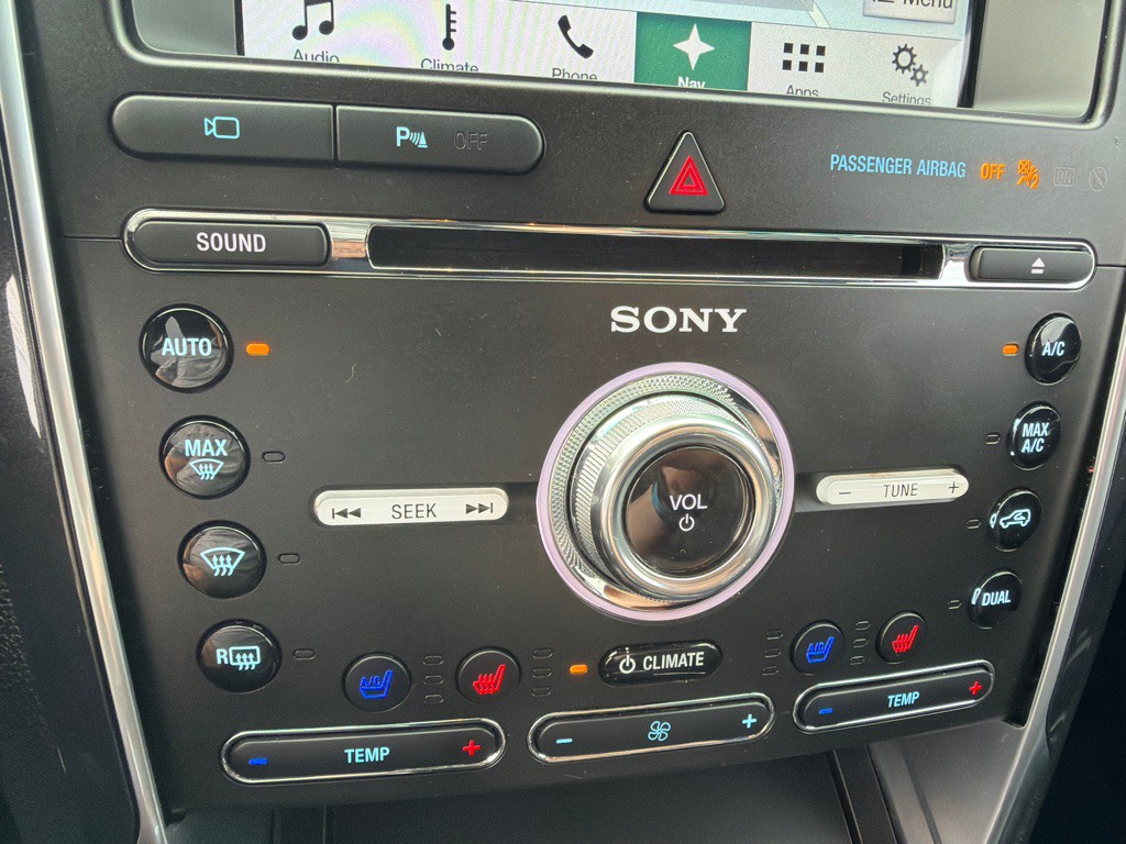 2017 Ford Explorer Image 21