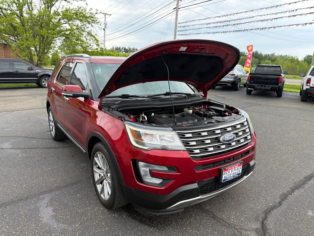 2017 Ford Explorer Image 38