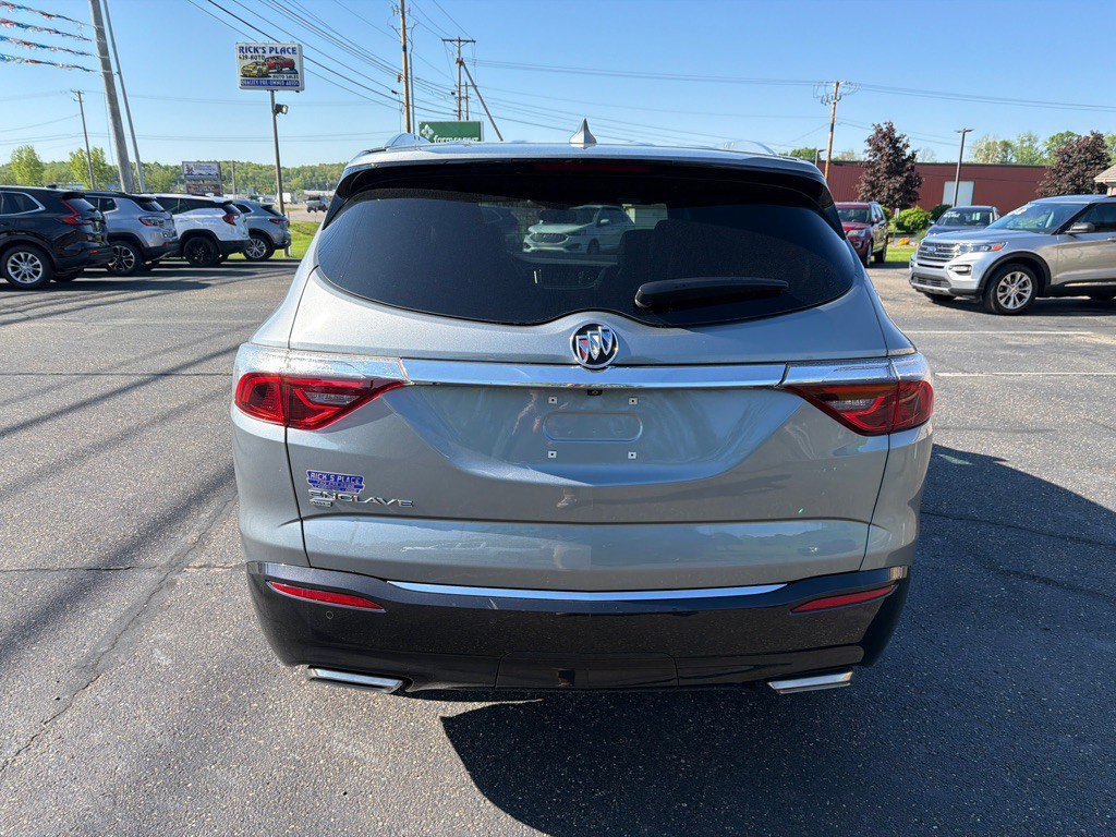 2023 Buick Enclave Image 4