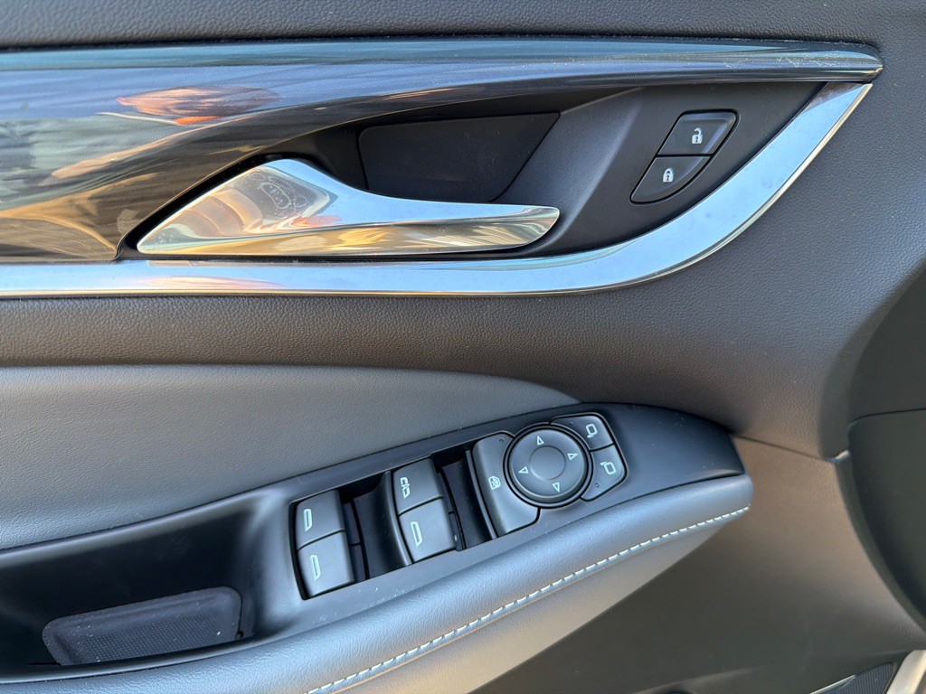 2023 Buick Enclave Image 10