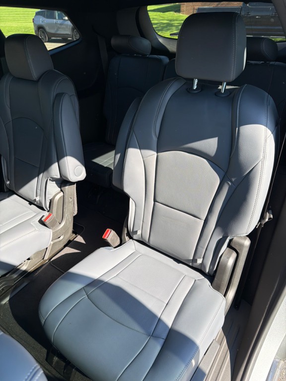 2023 Buick Enclave Image 26