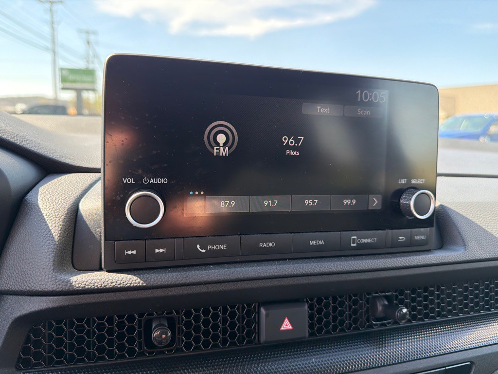 2023 Honda CR-V Image 17