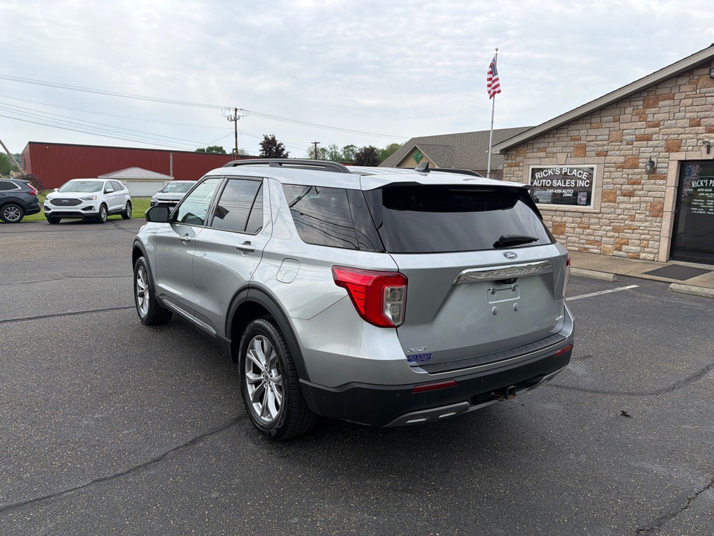 2022 Ford Explorer Image 3