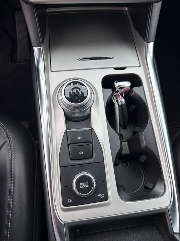 2022 Ford Explorer Image 21