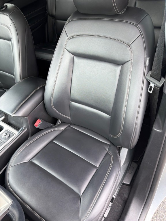 2022 Ford Explorer Image 23