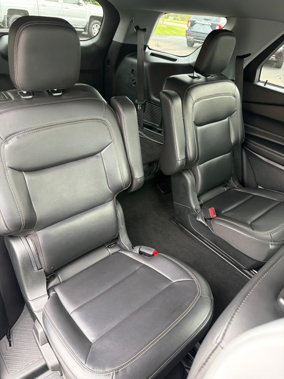 2022 Ford Explorer Image 28