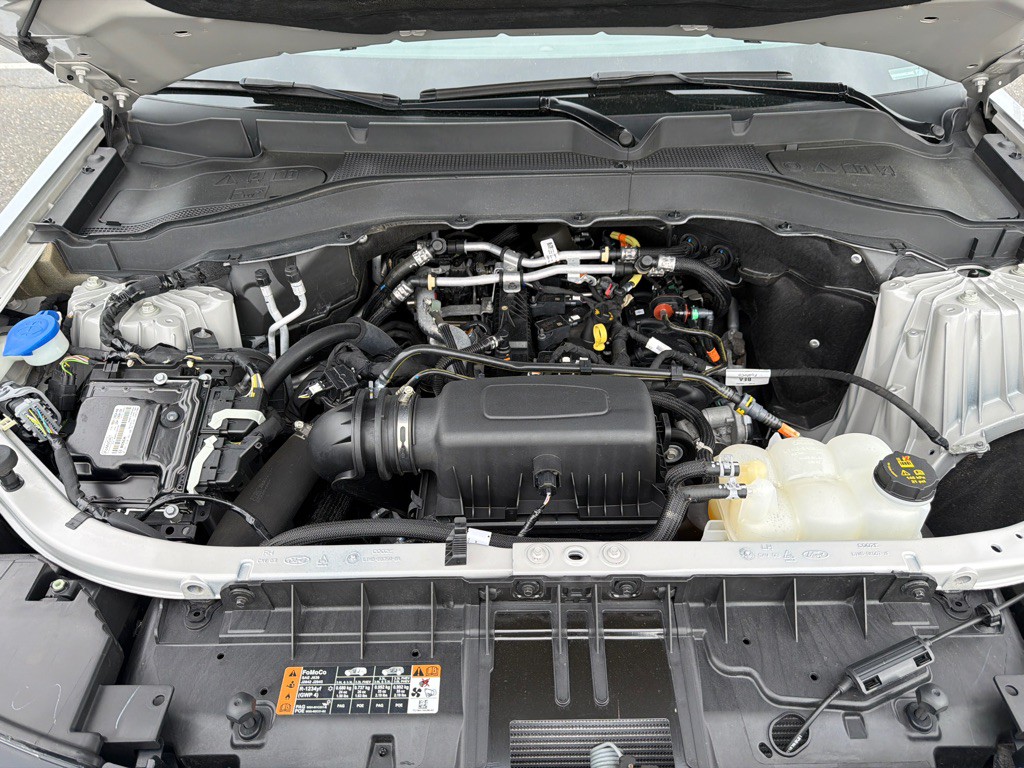 2022 Ford Explorer Image 35