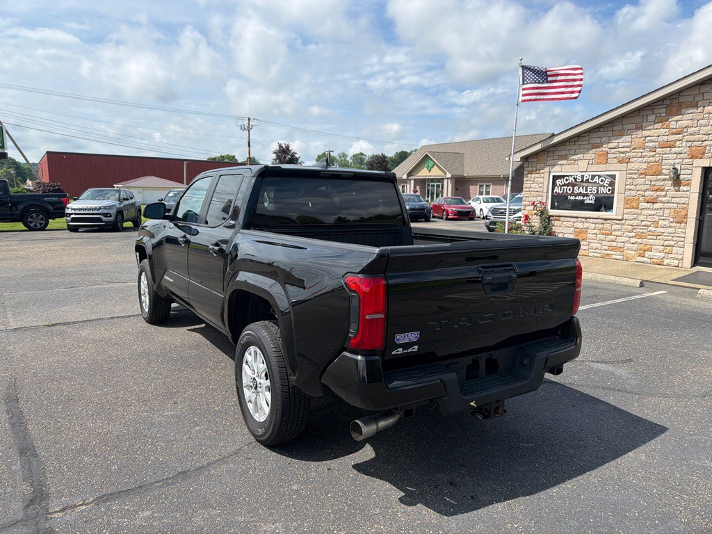 2024 Toyota Tacoma Image 3