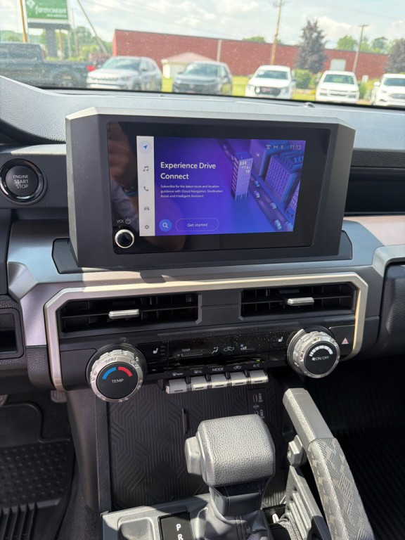 2024 Toyota Tacoma Image 16