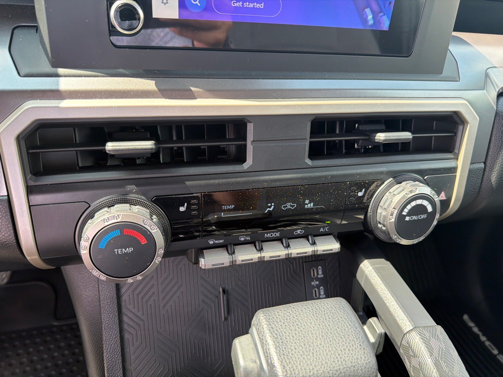 2024 Toyota Tacoma Image 19