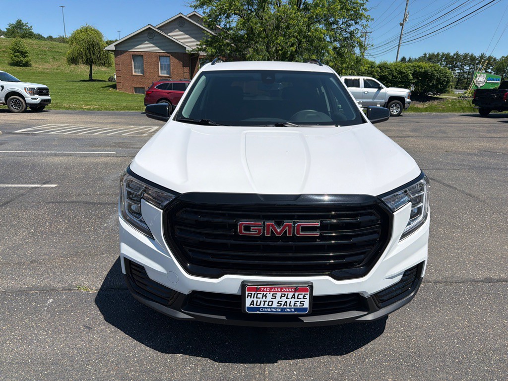 2024 GMC Terrain Image 8