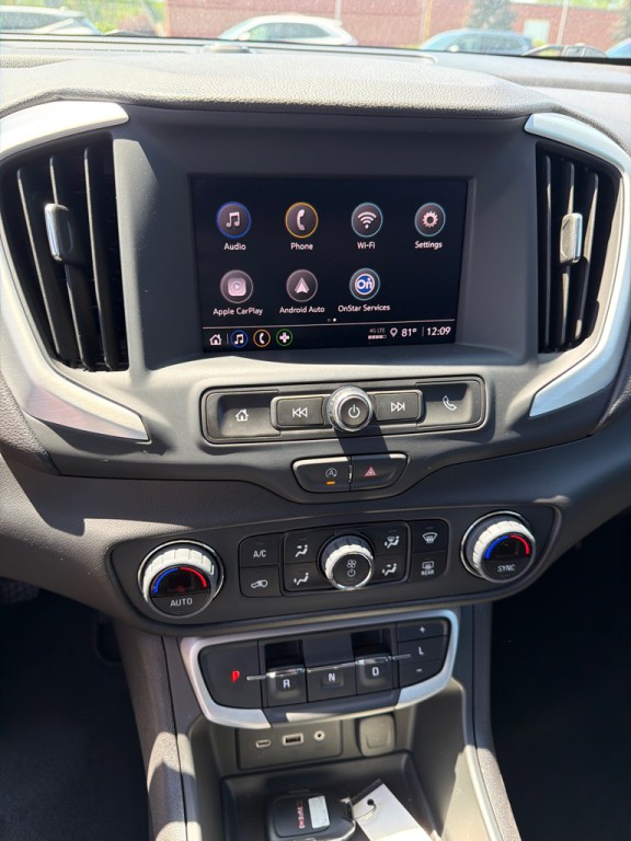 2024 GMC Terrain Image 16