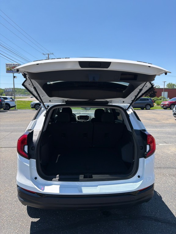 2024 GMC Terrain Image 28