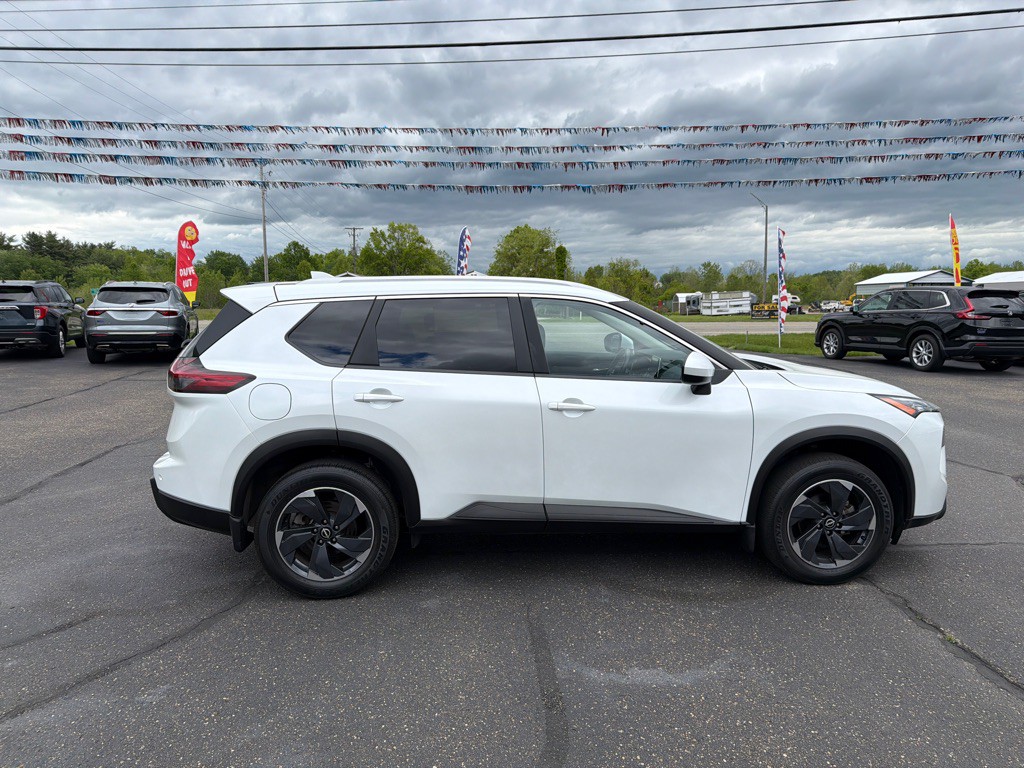 2024 Nissan Rogue Image 6
