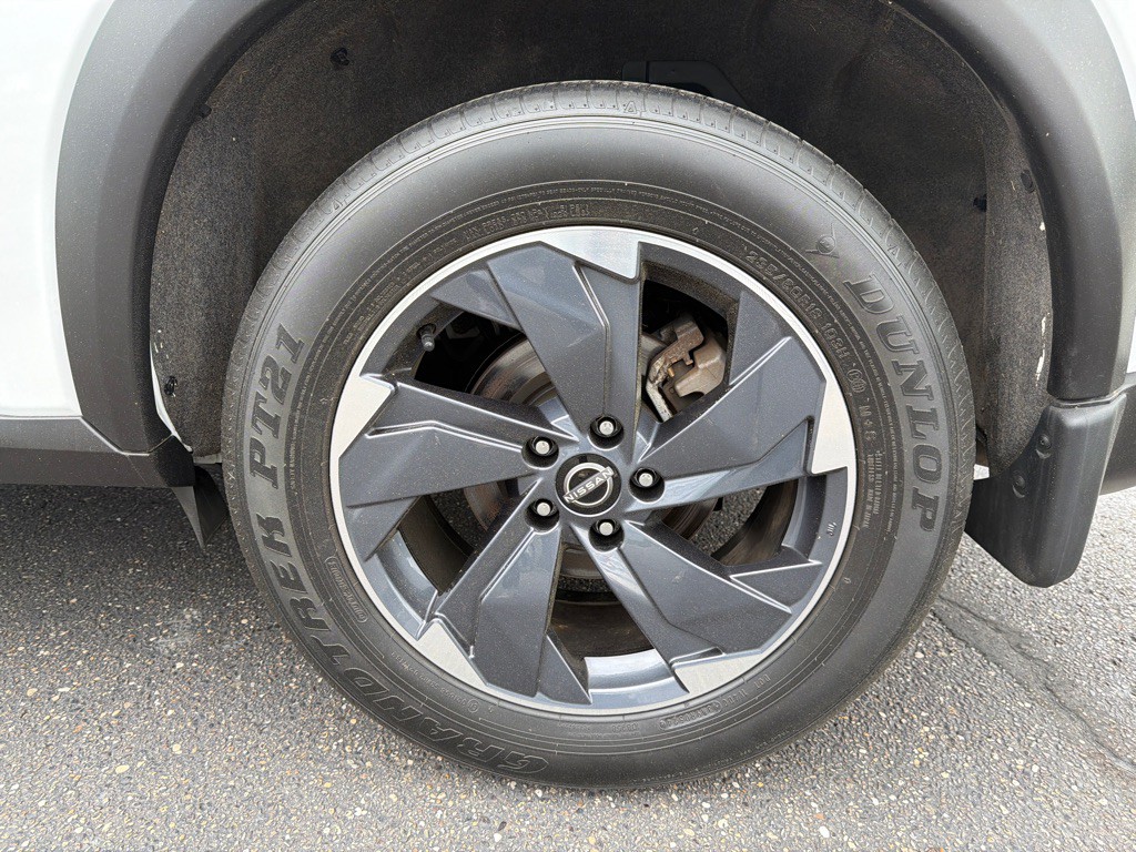 2024 Nissan Rogue Image 32