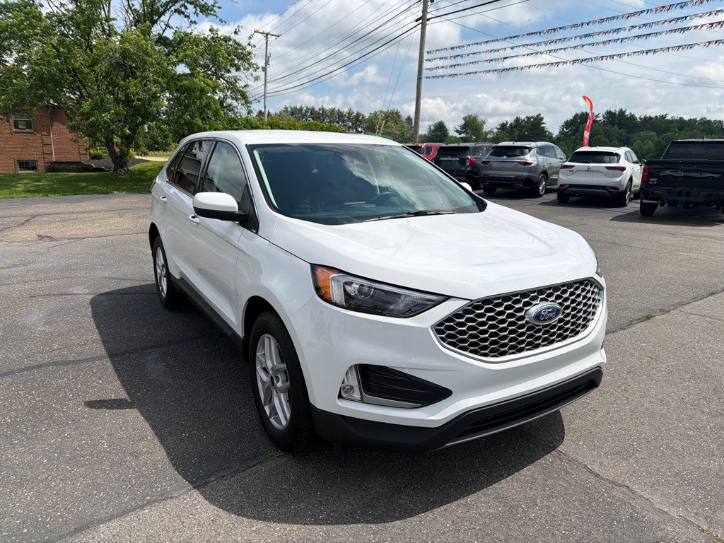 2024 Ford Edge Image 7