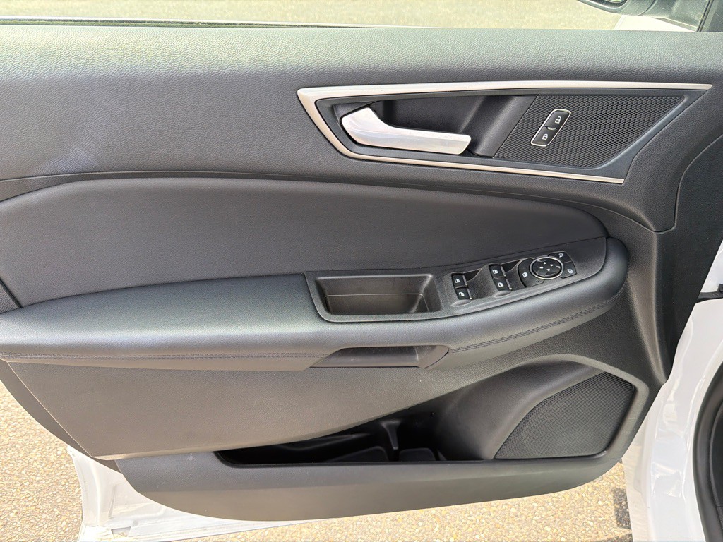 2024 Ford Edge Image 9