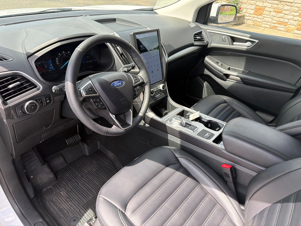 2024 Ford Edge Image 11