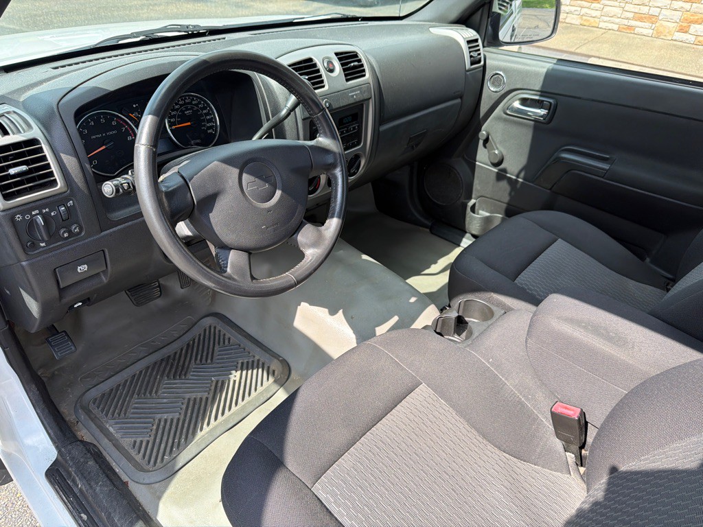 2011 Chevrolet Colorado Image 10