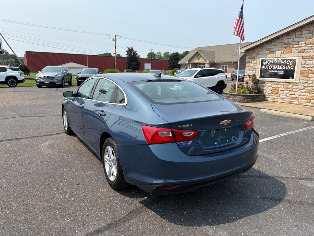 2024 Chevrolet Malibu Image 4