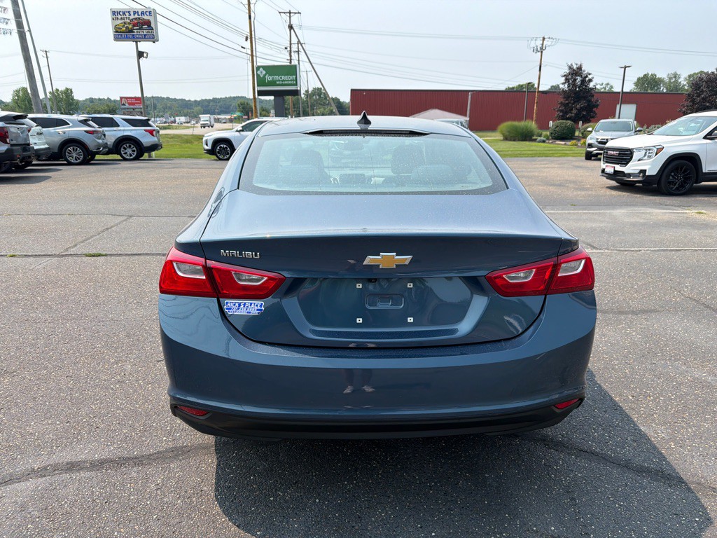 2024 Chevrolet Malibu Image 5