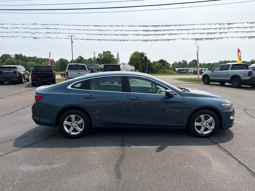 2024 Chevrolet Malibu Image 7