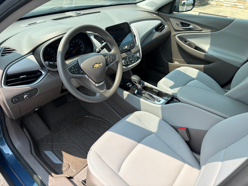 2024 Chevrolet Malibu Image 12