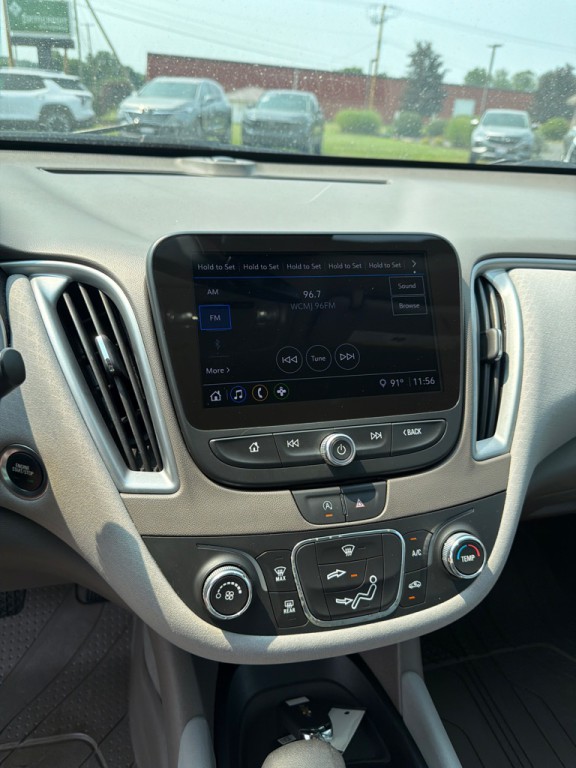 2024 Chevrolet Malibu Image 18