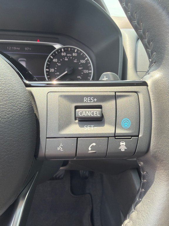 2023 Nissan Rogue Image 17