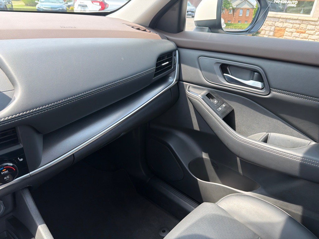2023 Nissan Rogue Image 25