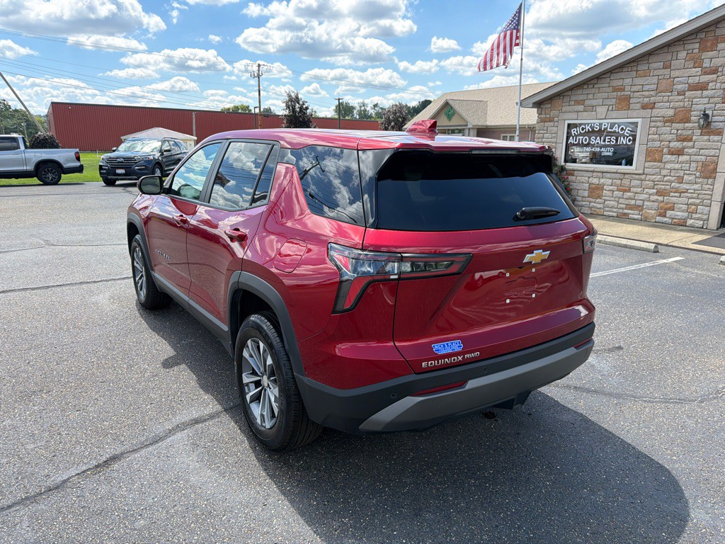 2025 Chevrolet Equinox Image 3