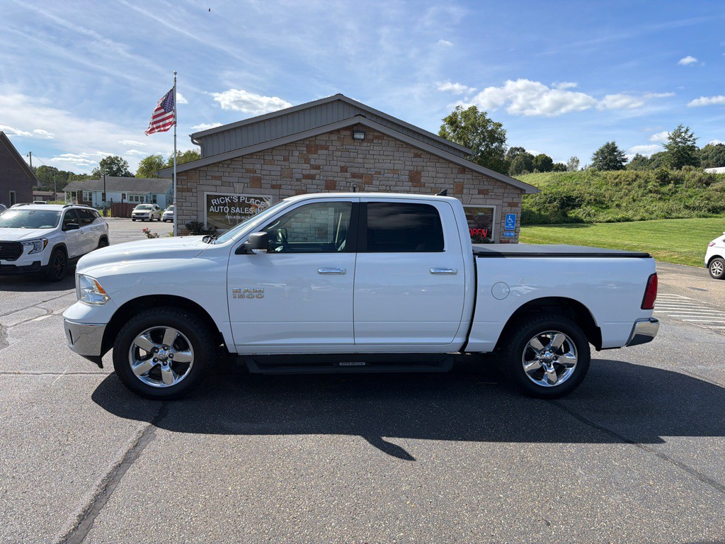 2016 RAM 1500 Image 2