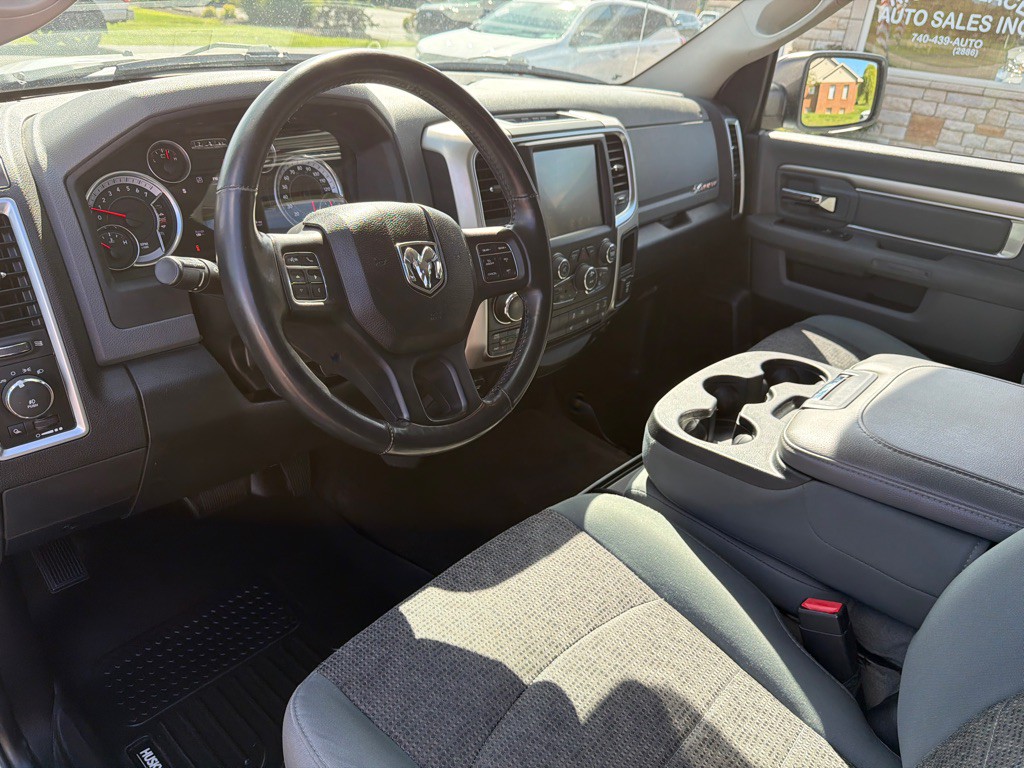 2016 RAM 1500 Image 11
