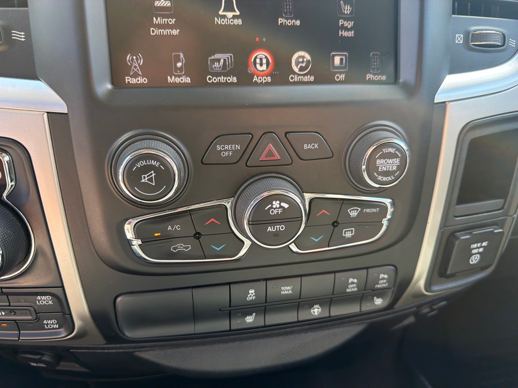 2016 RAM 1500 Image 22