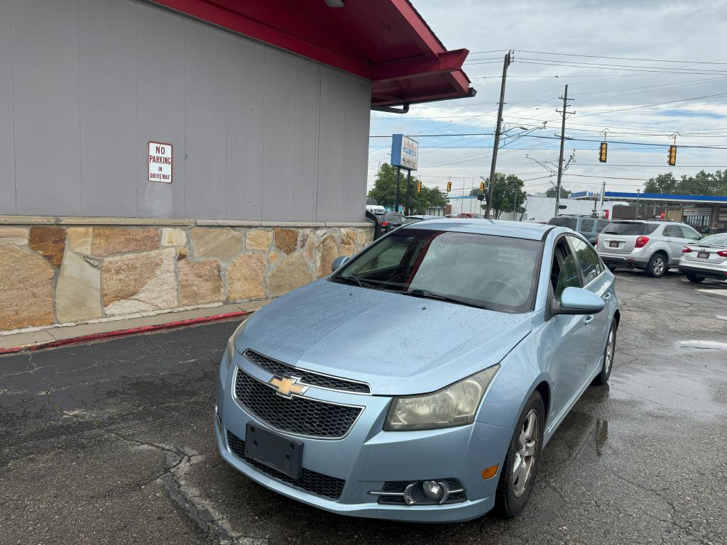 2012 Chevrolet Cruze Image 1