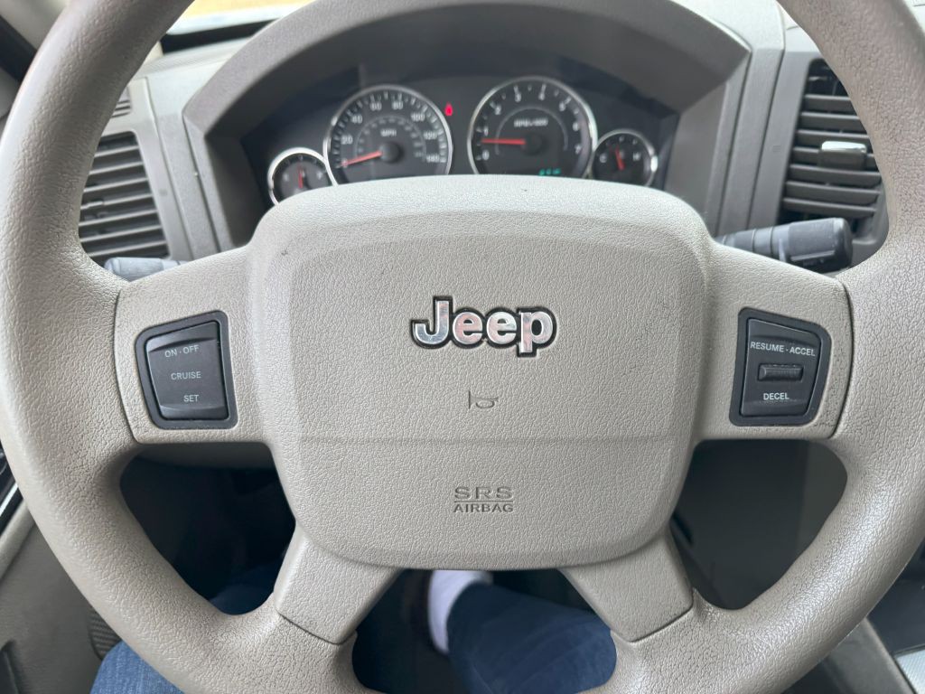 2006 Jeep Grand Cherokee Image 17