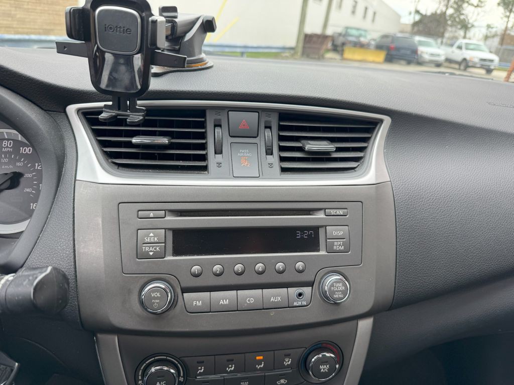 2014 Nissan Sentra Image 13