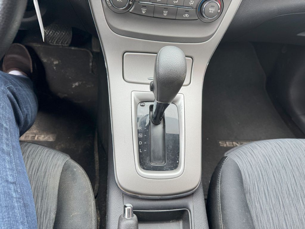 2014 Nissan Sentra Image 14