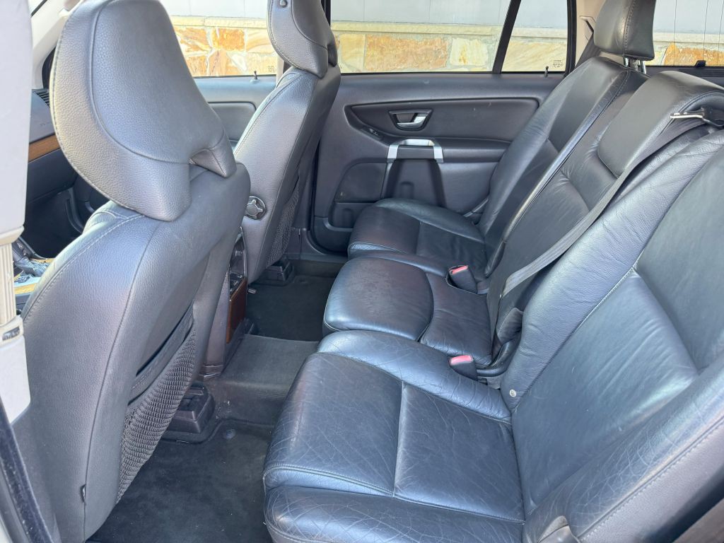 2007 Volvo XC90 Image 9