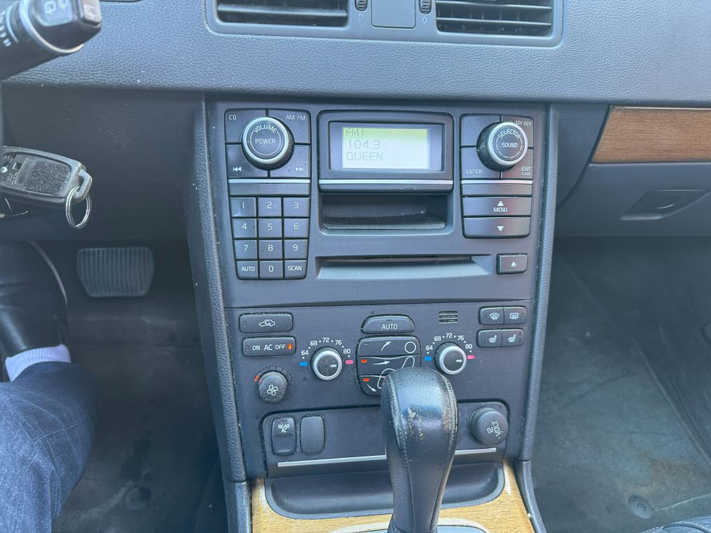 2007 Volvo XC90 Image 15
