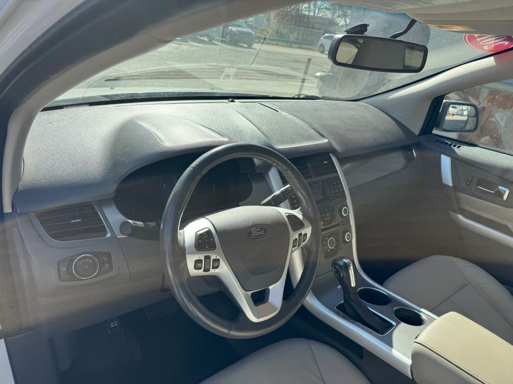 2012 Ford Edge Image 10