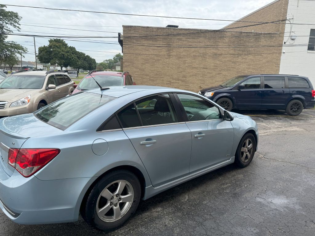 2012 Chevrolet Cruze Image 5