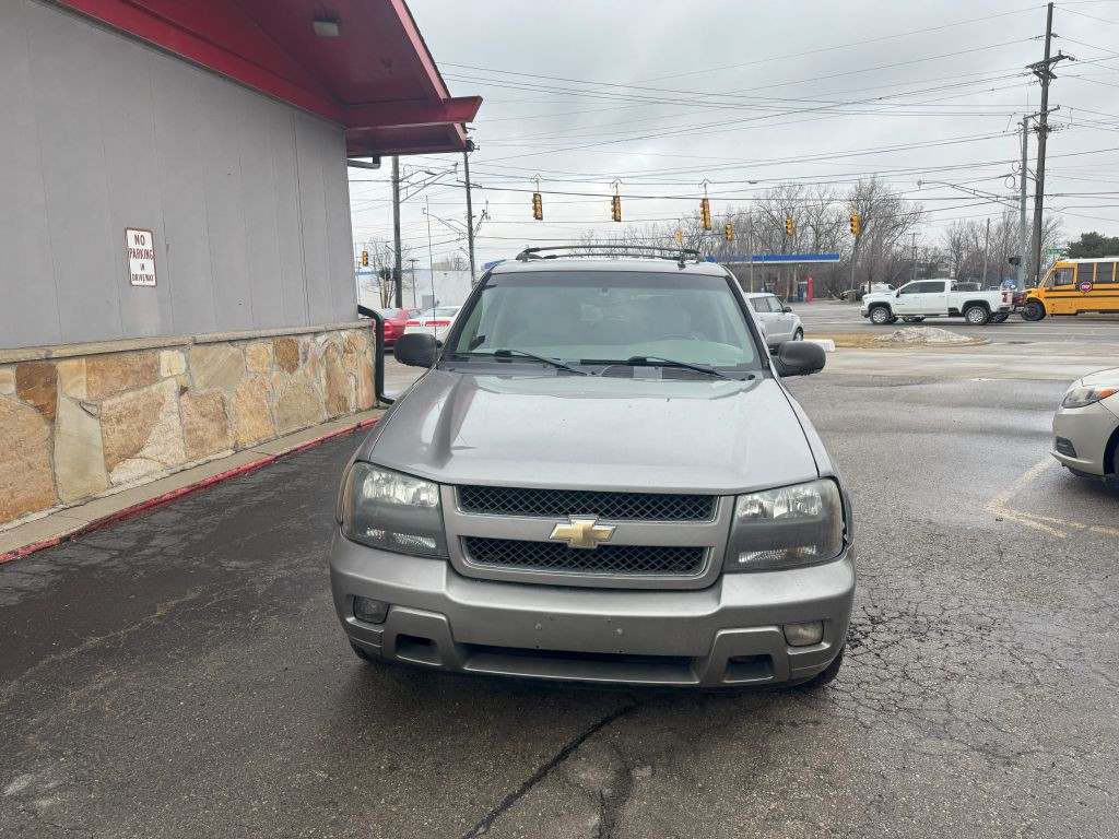 2008 Chevrolet Trailblazer Image 2