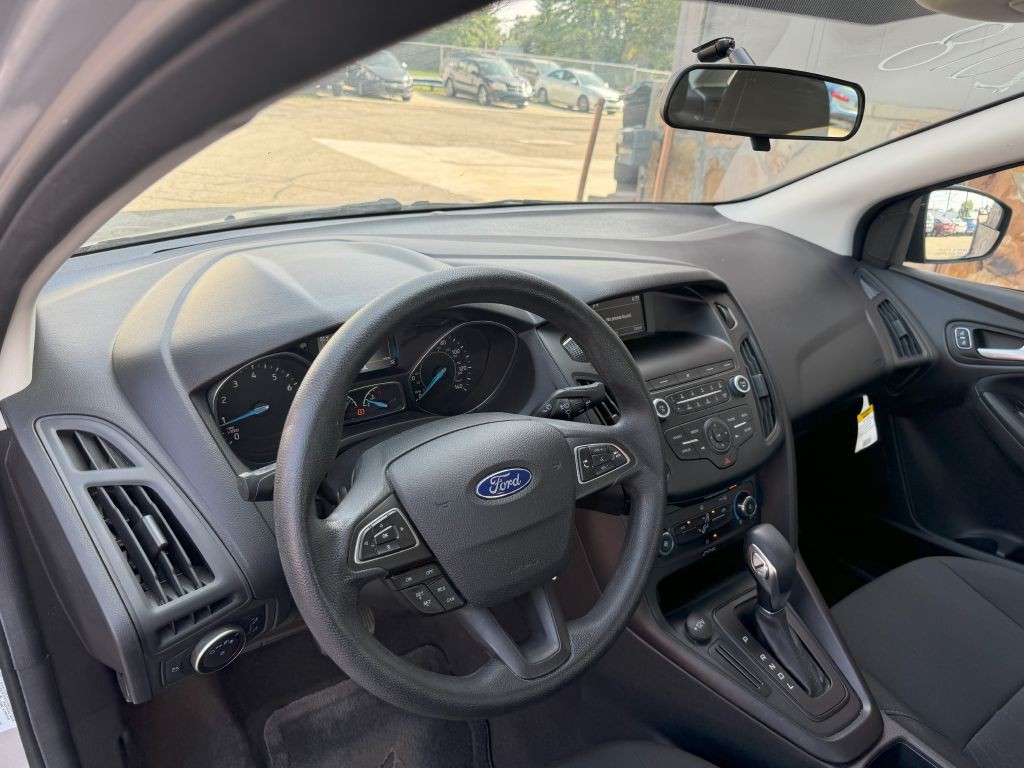 2018 Ford Focus Image 9
