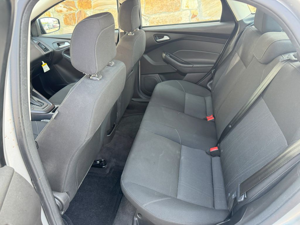 2018 Ford Focus Image 11