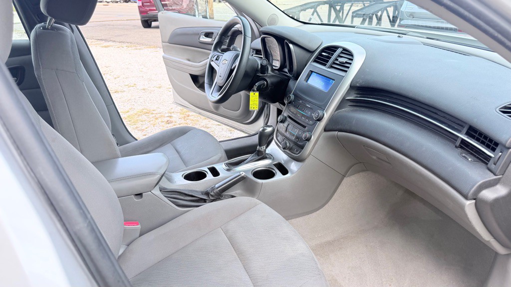 2015 Chevrolet Malibu Image 15