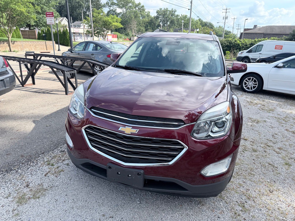 2017 Chevrolet Equinox Image 2